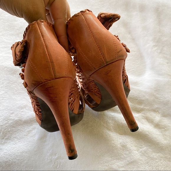 All Saints Tain Platform Weaved Leather Heels - Picture 6 of 11